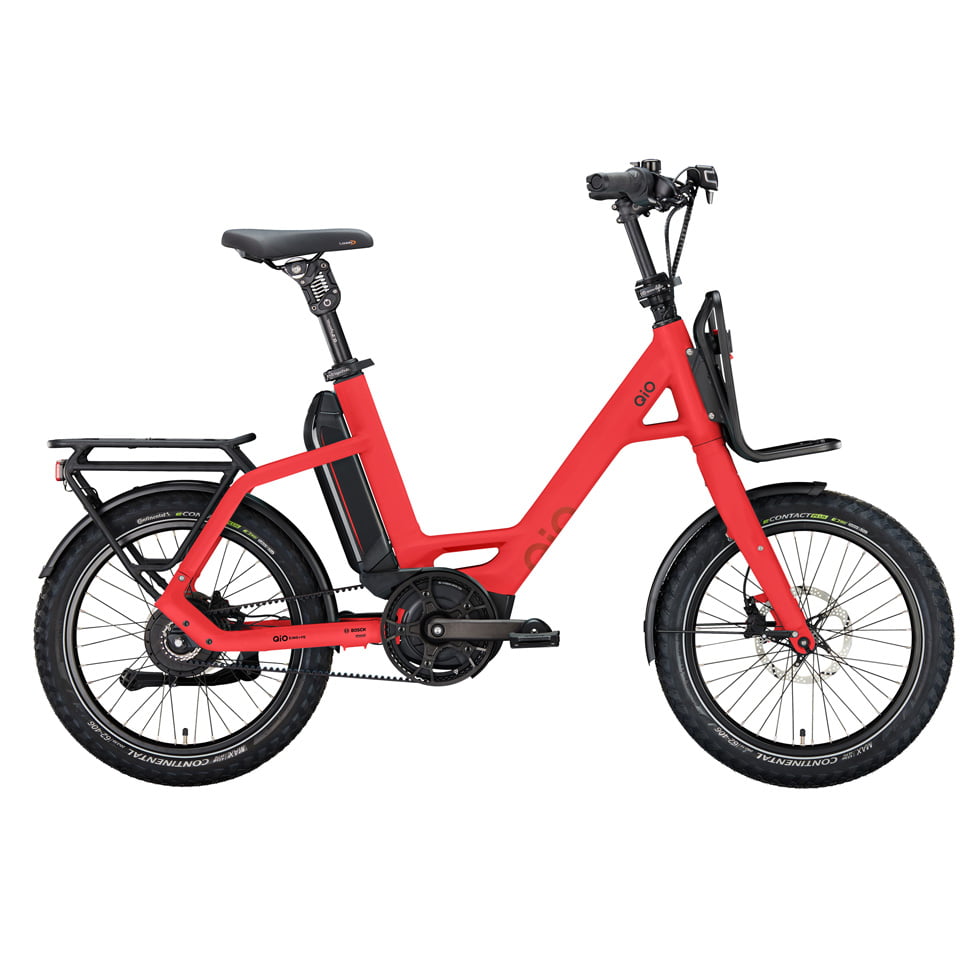 e-bike-QiO-EINS-P-5 Rotes e-bike QiO Eins P-5 auf weißem Hintergrund
